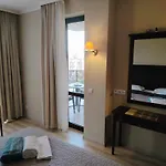 In Royal 5 Pool View *