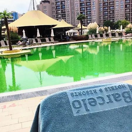 In Royal 5 Pool View شقة ساني بيتش