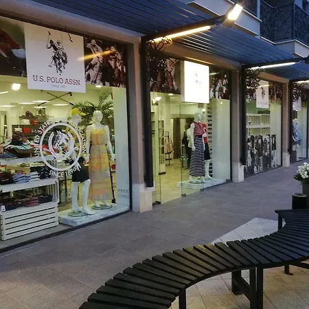 In Royal 5 Pool View شقة ساني بيتش