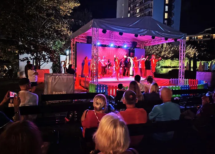 In Royal 5 Pool View Апартаменты *