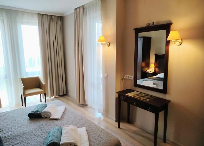 Апартаменты In Royal 5 Pool View Солнечный берег