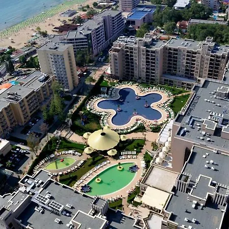 In Royal 5 Pool View Sluneční pobřeží
